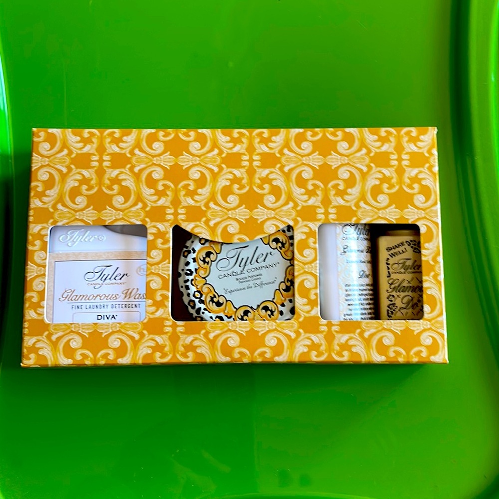 Tyler Candle Company Gift Set
